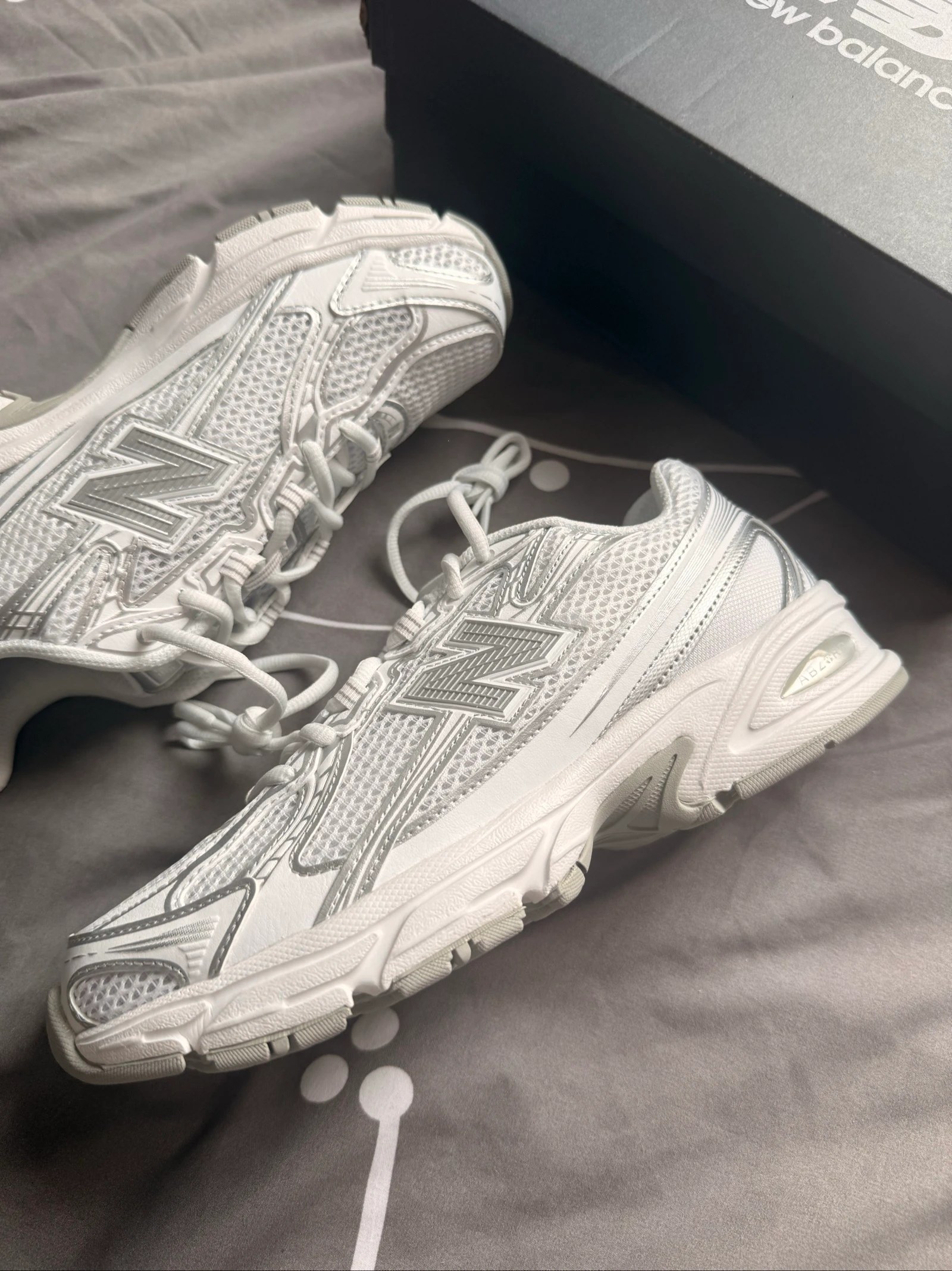 New Balance 740 Blancas – Nuevas – Con caja – photo 3